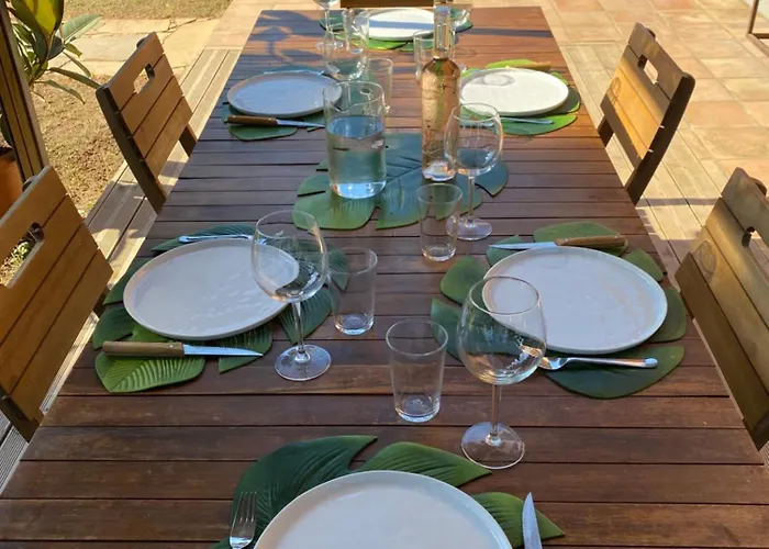 Villa Pineda 38 *